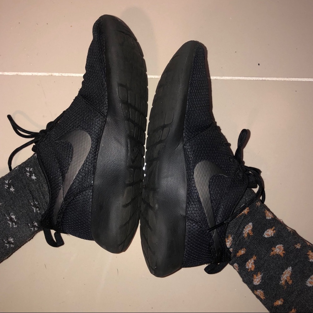 NIKE ROCHE